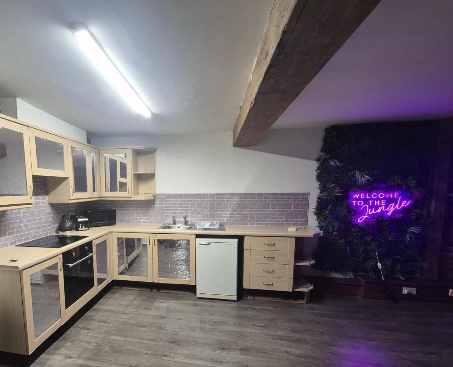 Rainford Gardens By Ustay Aparthotels Liverpool Ngoại thất bức ảnh